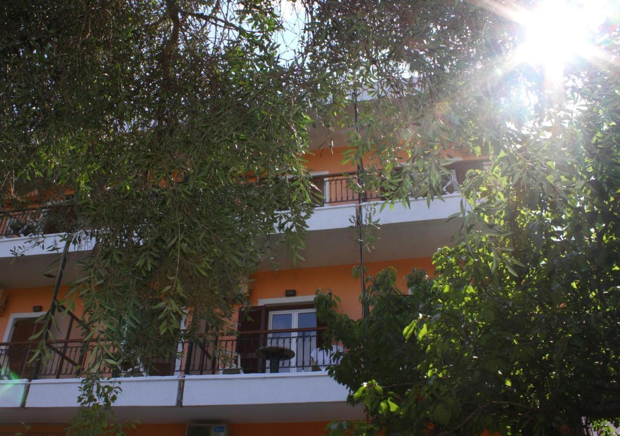 Tina Hotel Dassia  Exterior foto